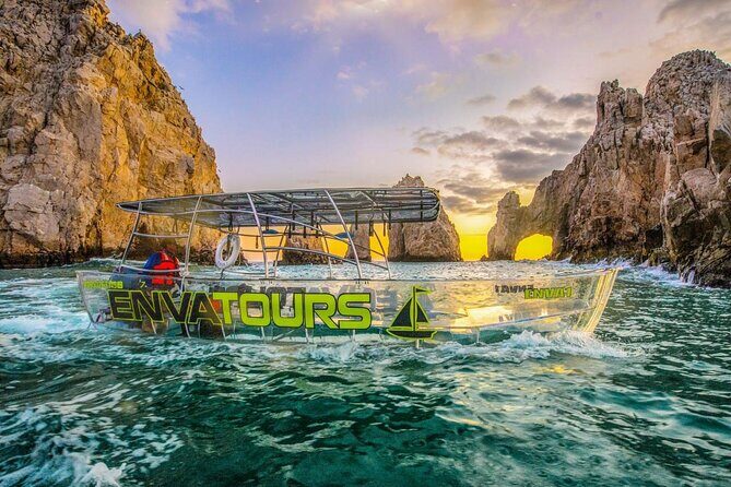 1 hour Private Navigation in Transparent Boat Arco de Los Cabos - Meeting point and timing: the “easy button” logistics