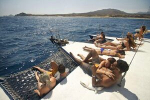 2 Hour Sunset Tour on Catamaran in Cabo San Lucas - Arch of Cabo San Lucas: The Main Photo Moment (Plus Pelicans Rock and More)