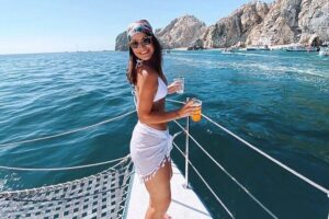 Cabo Blue Snorkeling Cruise, Open Bar and Lunch in Cabo San Lucas - Lovers Beach (Playa del Amor): Two Oceans, One Famous Spot