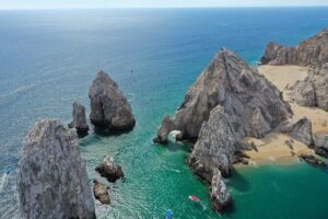 Cabo Boat Ride to El Arco & Lover’s Beach with Swimming - How Lover’s Beach works: 2 hours at Playa de los Amantes