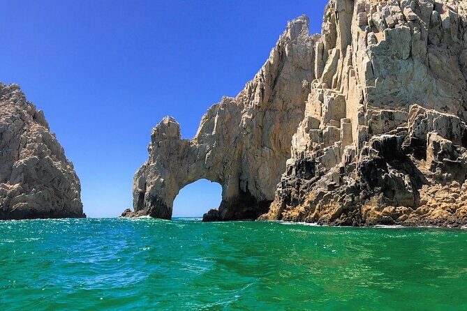 Cabo Boat Ride to El Arco & Lover’s Beach with Swimming - Timing and group size: what the 2h45 feels like