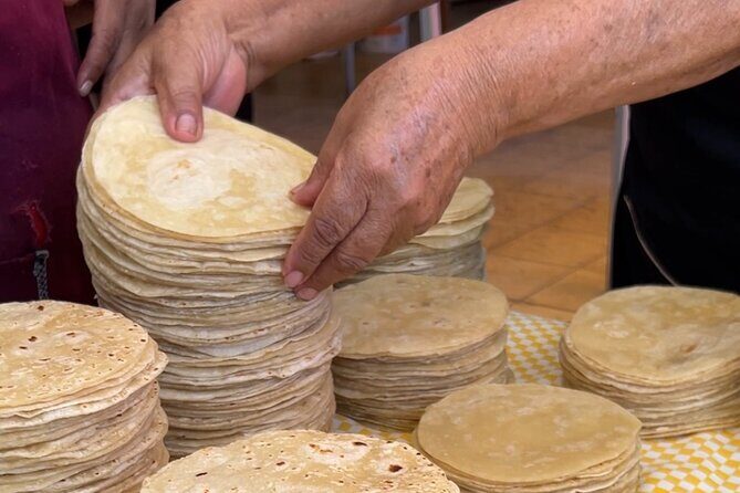 Cabo San Lucas Mexican Cooking Class Experience and Local Markets - Meeting at Mercabo Gourmet Street Food and building your day