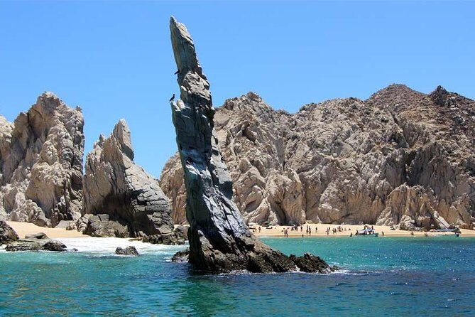 Cabo San Lucas sightseeing and Famous Arch tour - Downtown Cabo San Lucas and shopping: use the free time wisely