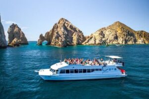 Cabo San Lucas Sunset Dinner Cruise with Open Bar - The Cabo route: sailing the Pacific and Sea of Cortez to El Arco