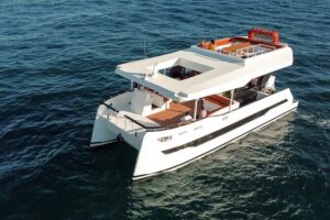 Catamaran - Luxury Private Tour - Lovers Beach and Divorce Beach: the stories you hear while cruising by