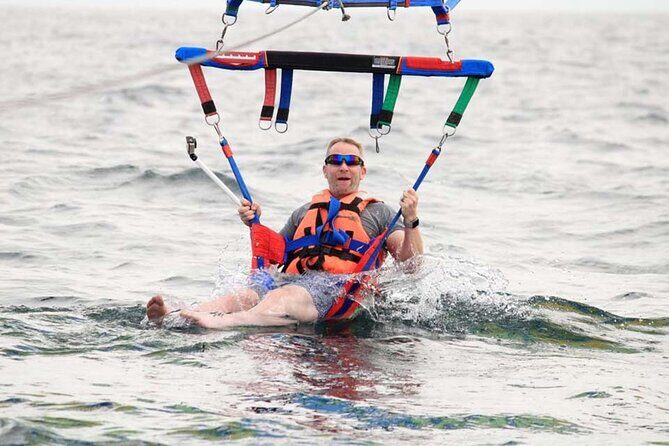 Los Cabos: Parasailing Adventure at Medano Beach - Safety rules you should take seriously (and who should skip it)