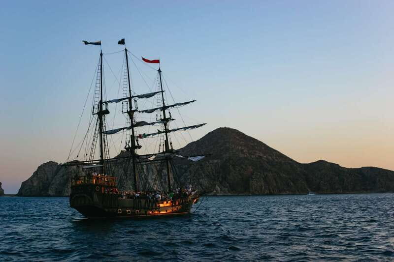 Los Cabos: Pirate Ship Sunset Cruise & Show with Dinner - Tips That Make the Experience Smoother
