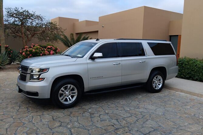 Private SUV RoundTrip from Airport to Hotels Pacific Area Zone 4 - On-Time Reliability and Driver Personality: The Service That Feels Like a Plan