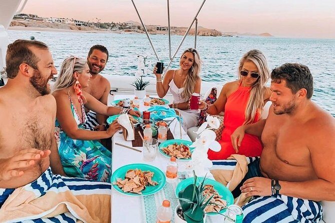 Private Yacht Cruise 4 Hour- Snorkeling & Paddle Boarding - Getting On Board at Book Now Adventures (and why the meeting point matters)