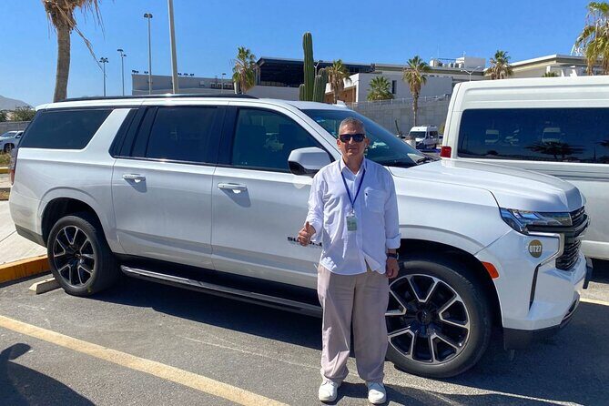 Transportation from SJD Airport to Hotels in Cabo San Lucas - The 40-minute ride: comfort, privacy, and what to expect inside the car