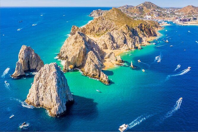 Whale Watching and Cabo San Lucas Arch - Humpback whale watching: what 20 minutes can deliver